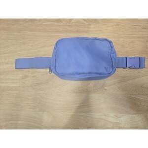 Yogalicious Fanny Pack Belt Bag Waist Pack One Size Athleisure Excellent